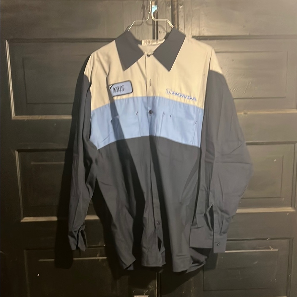 Black and Blue Lightweight Shirt Jacket with Durable Design